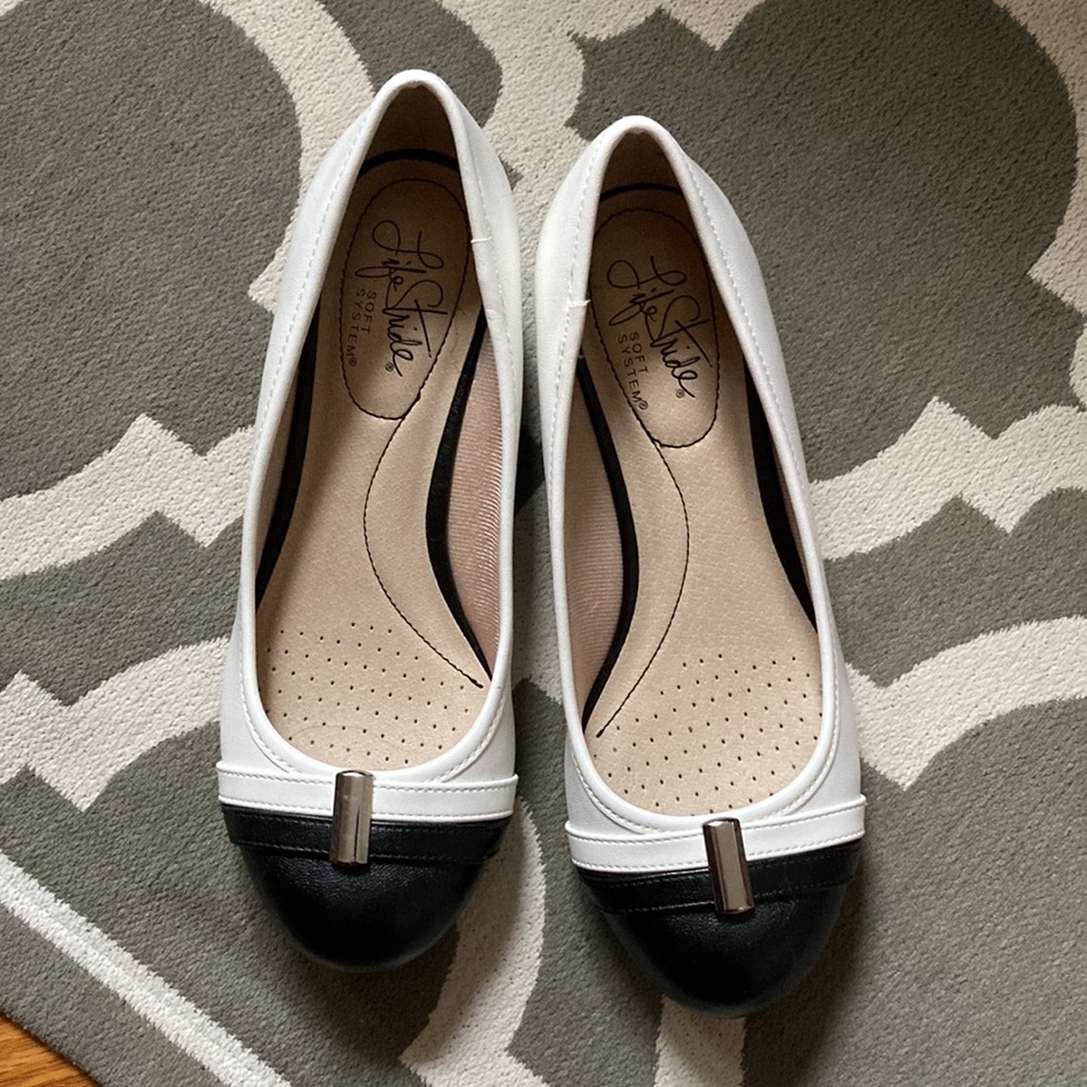 Life Stride flats - Picture 2 of 6